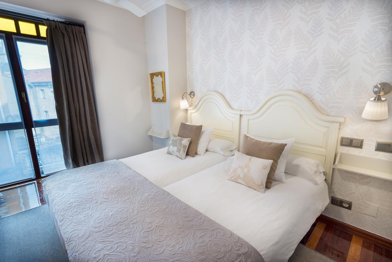 Cuatro Caminos Rooms Torrelavega Dış mekan fotoğraf