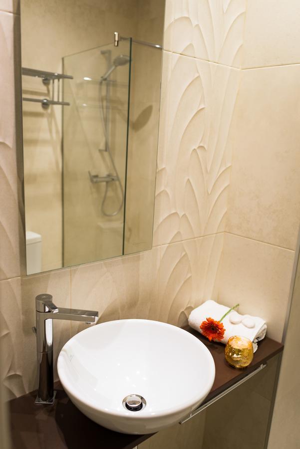 Cuatro Caminos Rooms Torrelavega Dış mekan fotoğraf
